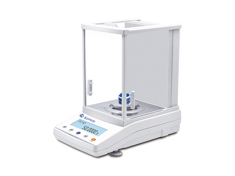 Adaptaciones del modelo YR05578 en sectores clínico, industrial, alimentario, veterinario y educativo