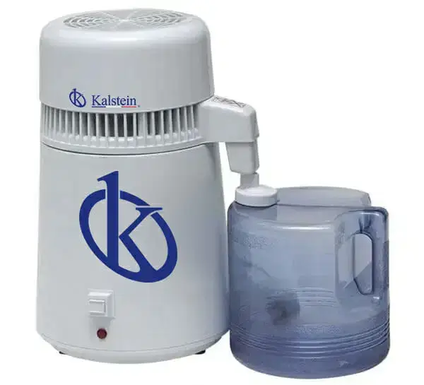 Adaptaciones del destilador de agua YR05986 en sectores clínicos, industriales, alimentarios, veterinarios y educativos